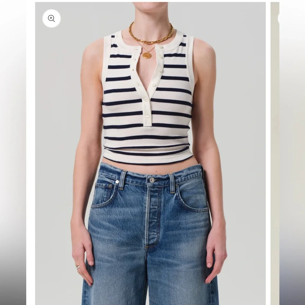 Citizens of Humanity Caralyn Tank
In Azure Stripe NWT - Picture 2 of 10